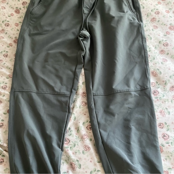 Old Navy sage green stretch tech dry quick jogger athletic pants medium - Picture 2 of 7